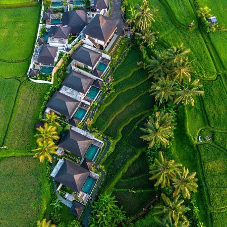 Dewi Kunti Villa テガララン エクステリア 写真