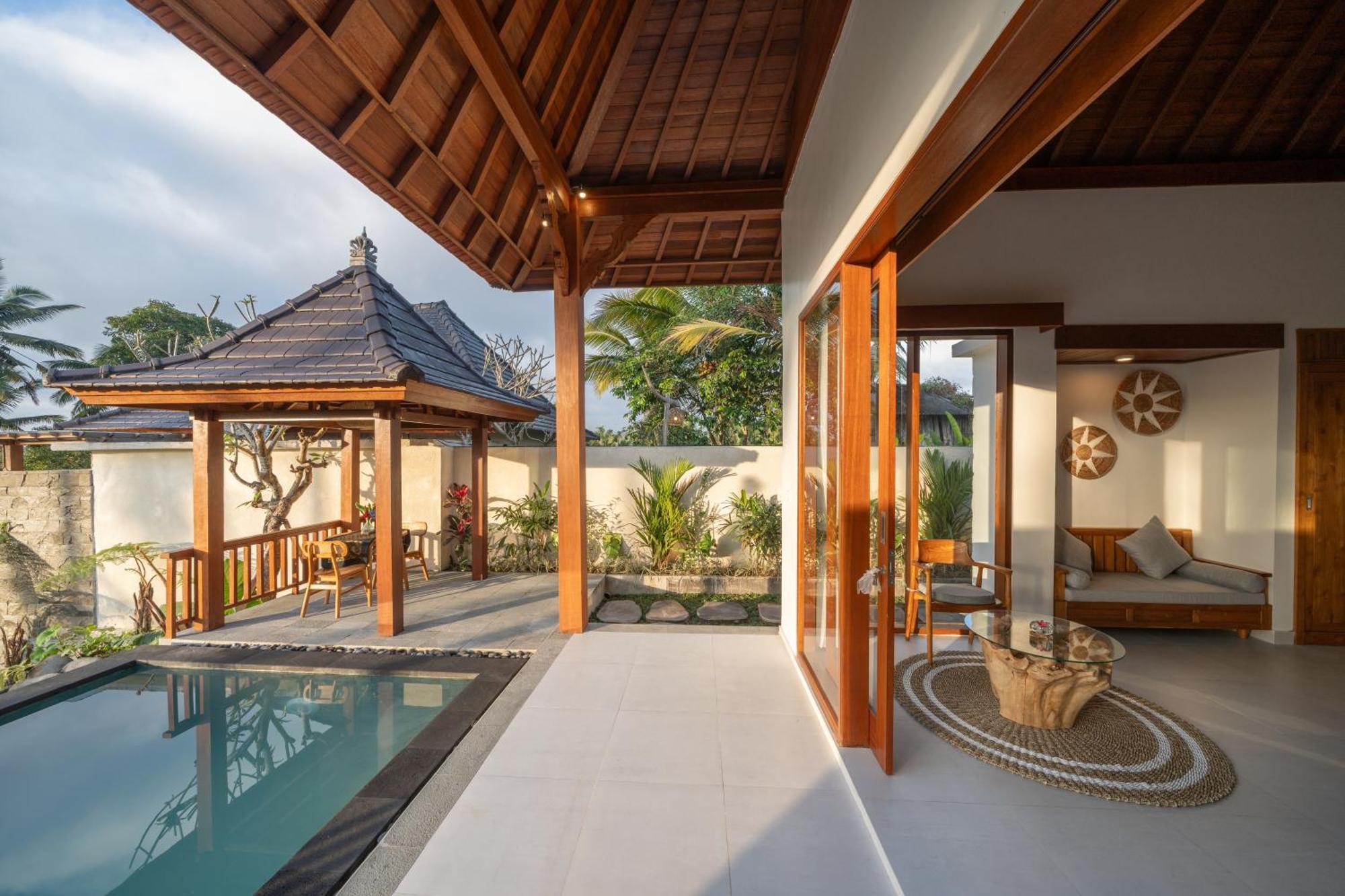 Dewi Kunti Villa テガララン エクステリア 写真