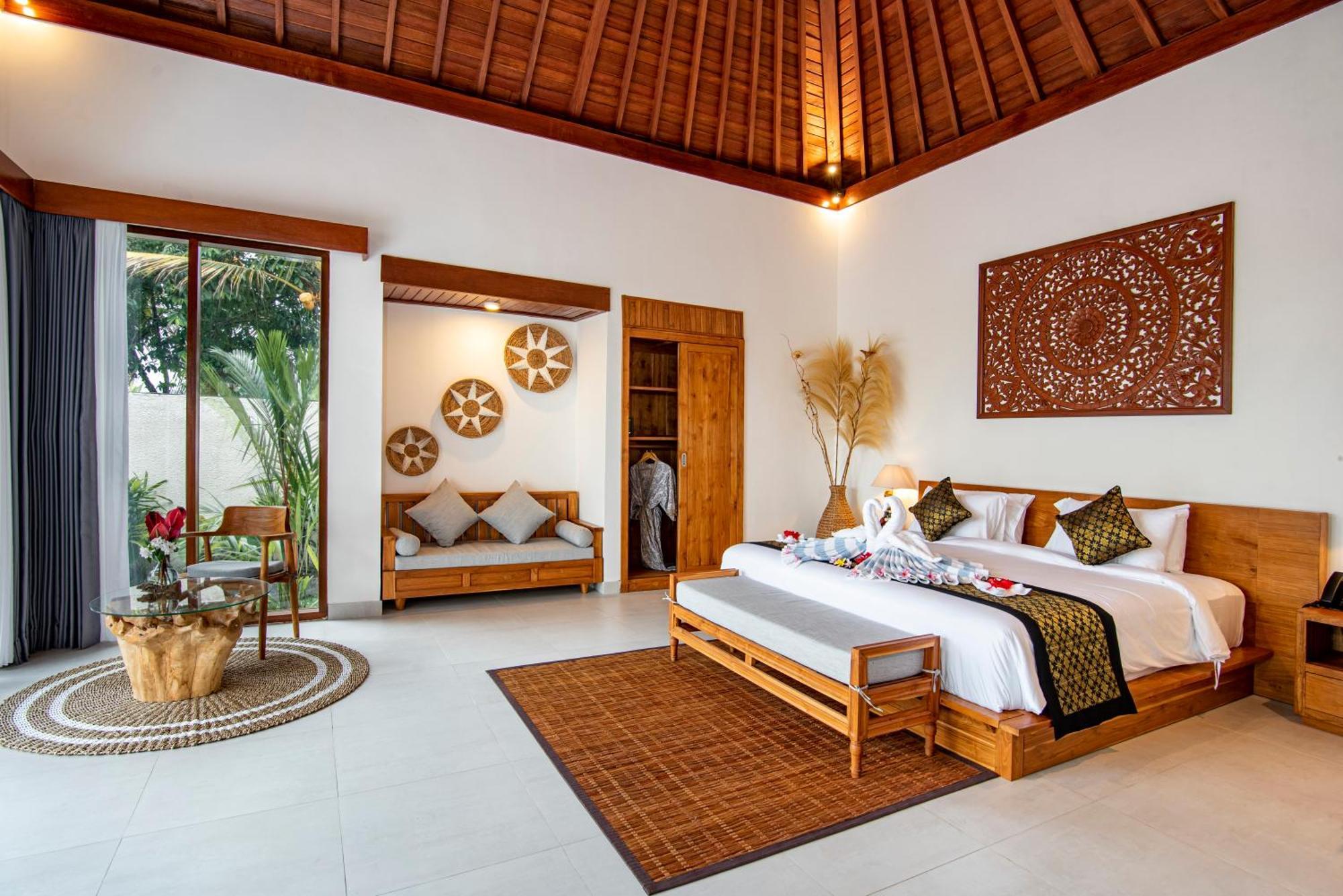 Dewi Kunti Villa テガララン エクステリア 写真